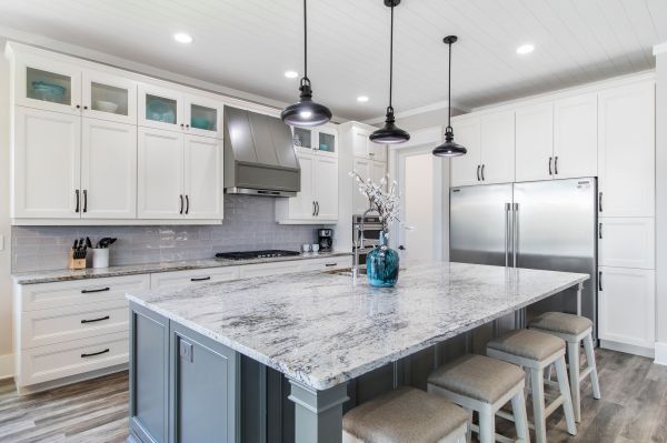 Modern Kitchen Remodeling in Overland Park